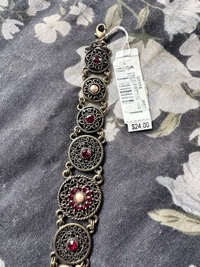 Vintage NWT: 1928 Filigree Link Bracelet w/ Red and Gold Stones - Gorgeous! 😍💛❤️